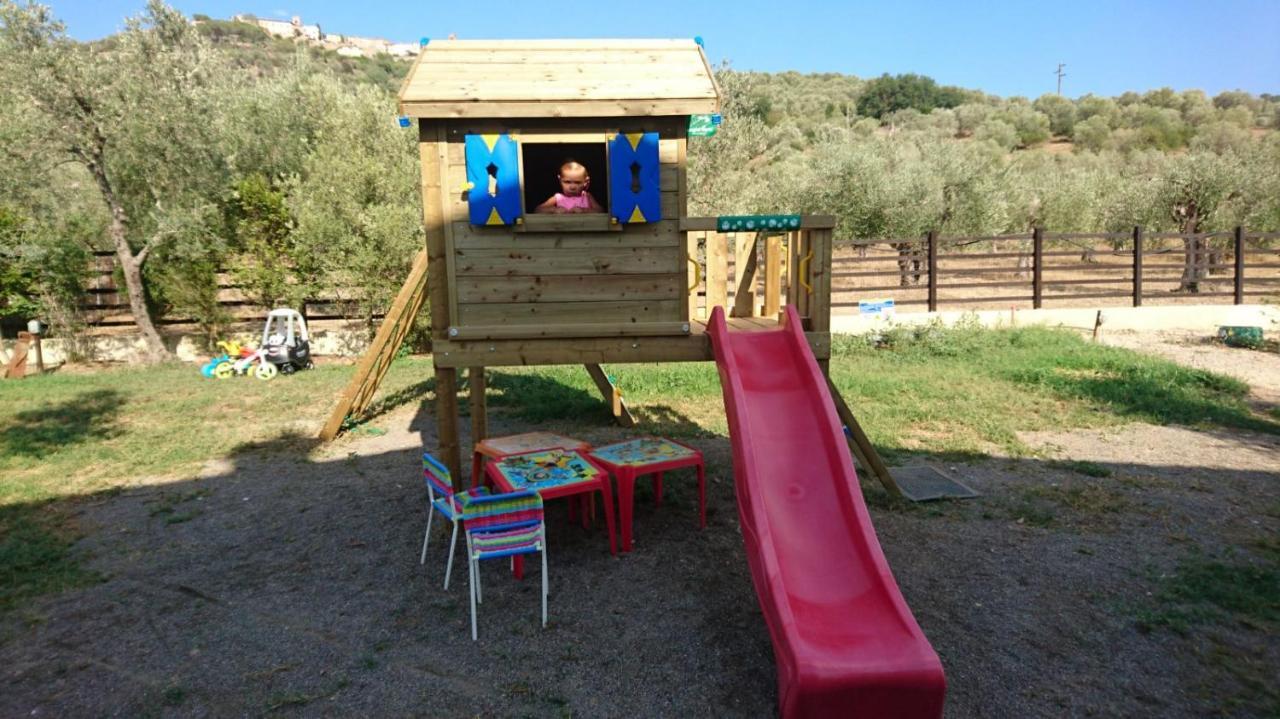 مبيت وإفطار Montepescali Il Barbagianni المظهر الخارجي الصورة